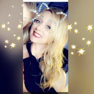 Meet your Posher, Leanne